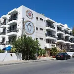 Best Western Plus Larco 2* Ларнака