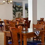 Best Western Plus Larco Ларнака