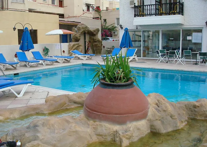 Best Western Plus Larco