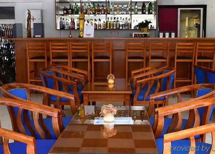 Best Western Plus Larco Hotel