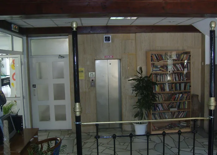 Best Western Plus Larco