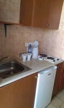 Ξενοδοχείο Best Western Plus Larco 2*