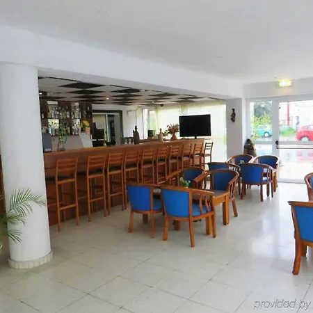 Best Western Plus Larco 2*