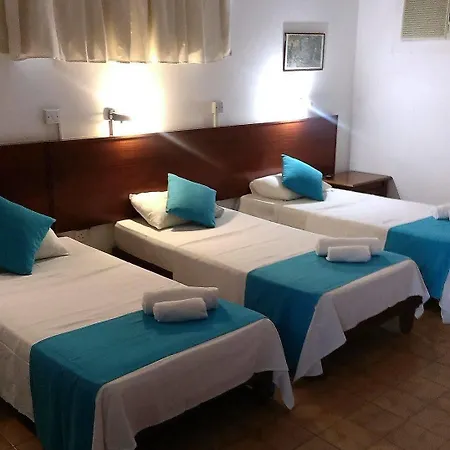 贝斯特韦斯特普拉斯拉尔科酒店