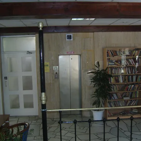 Best Western Plus Larco