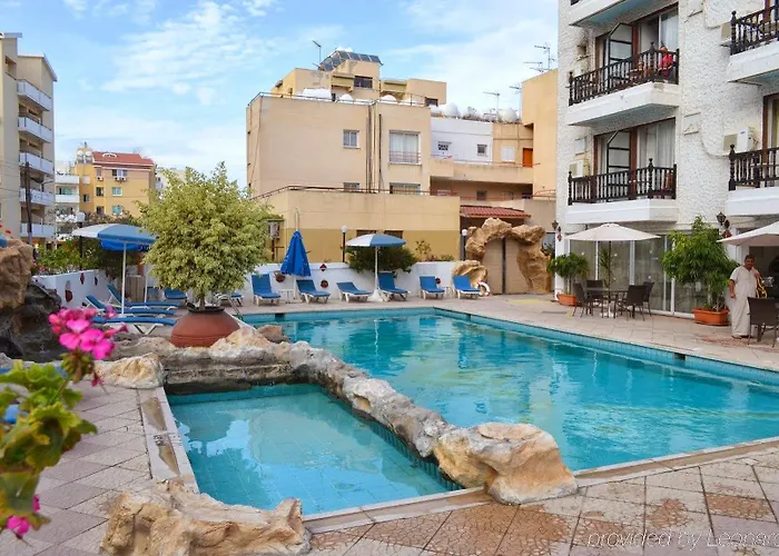 ラルコ 2* ラルナカ