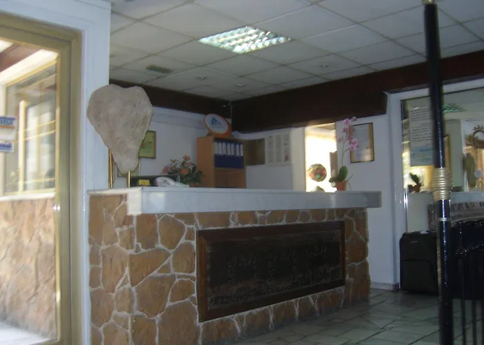 Best Western Plus Larco Hotel Larnaca